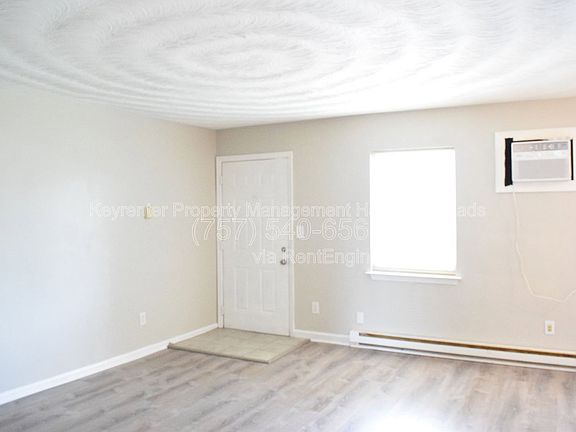 4th image of 4670 Kincaid Ave APT E