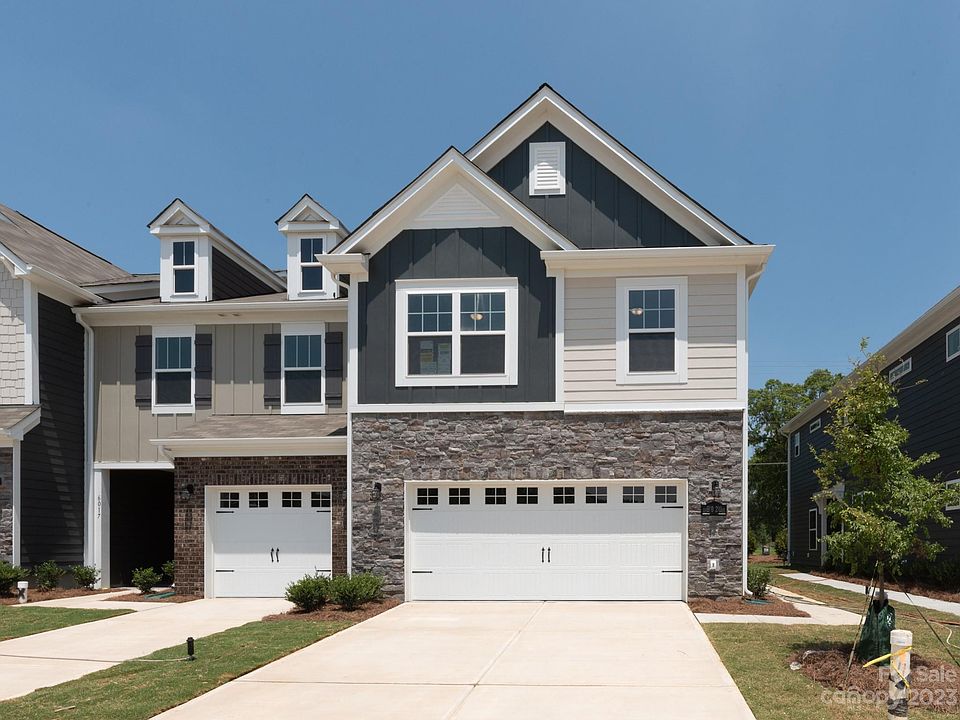 2nd image of 6021 Rizer Dr