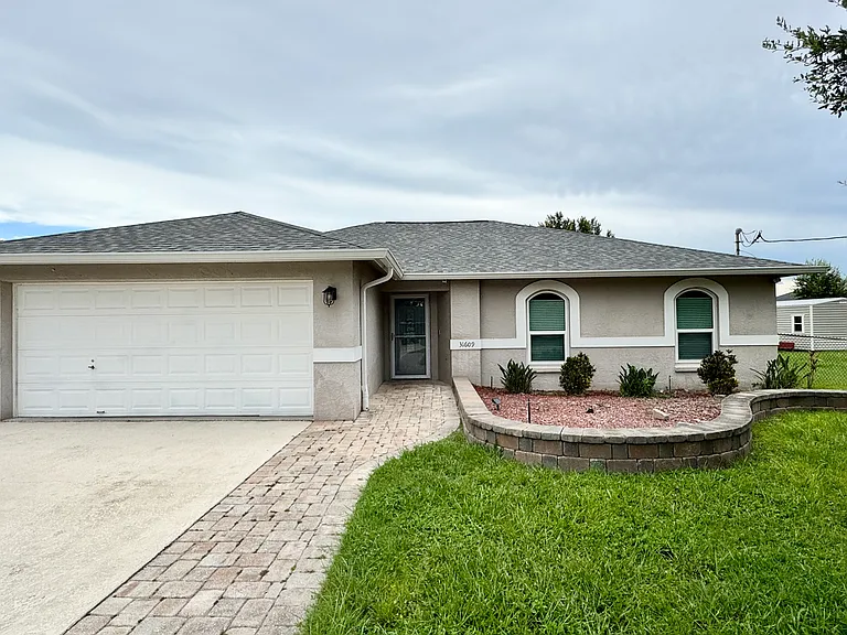 31609 Hunt Club Ln — Photo 16