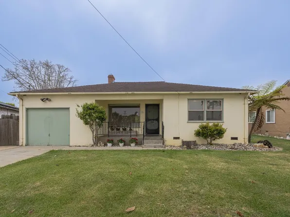 141 Mayfair Dr, Salinas, CA 93905