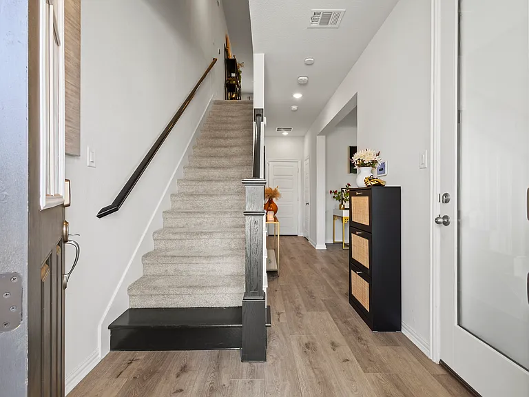 7557 Sheboygan Ave — Photo 3