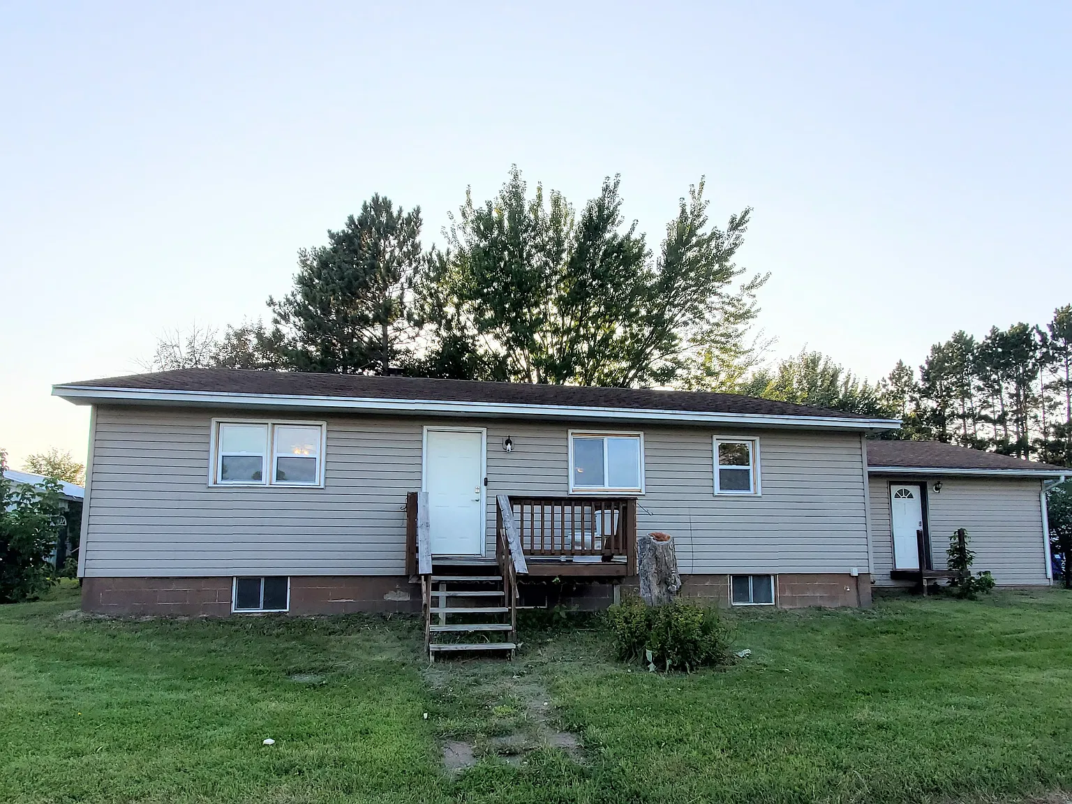 2 bed, 1418 sqft, $1,050 — Photo 1