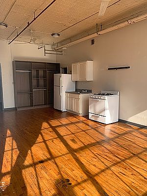 4th image of 57 Thames St APT 2R