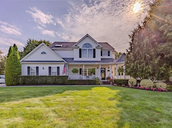 78 Sweetgum Lane, Miller Place, NY 11764