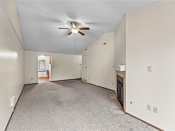 4th image of 8143 Holmes Rd APT 201