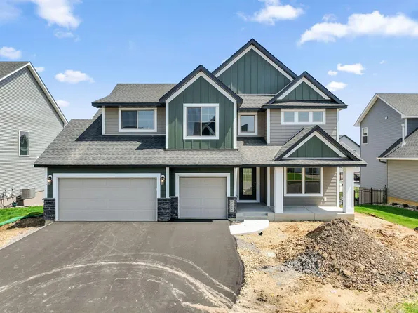 17924 Headwaters Dr, Lakeville, MN 55044