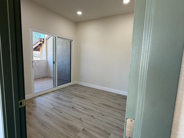 12347 Bluewing Ct — Photo 8