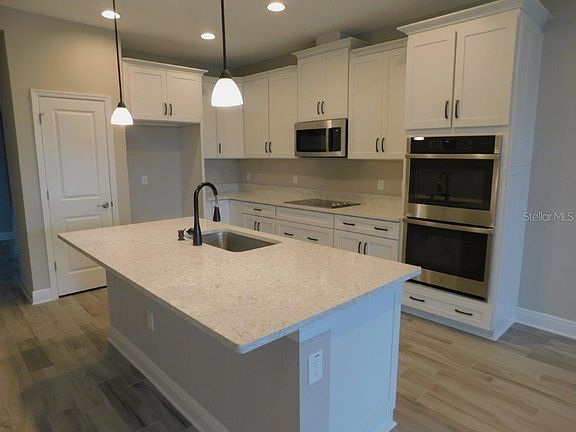 3rd image of 11411 Green Harvest Dr #1018