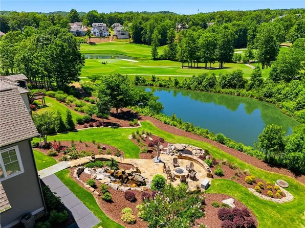 118 Stonehaven Dr, Dawsonville, GA 30534