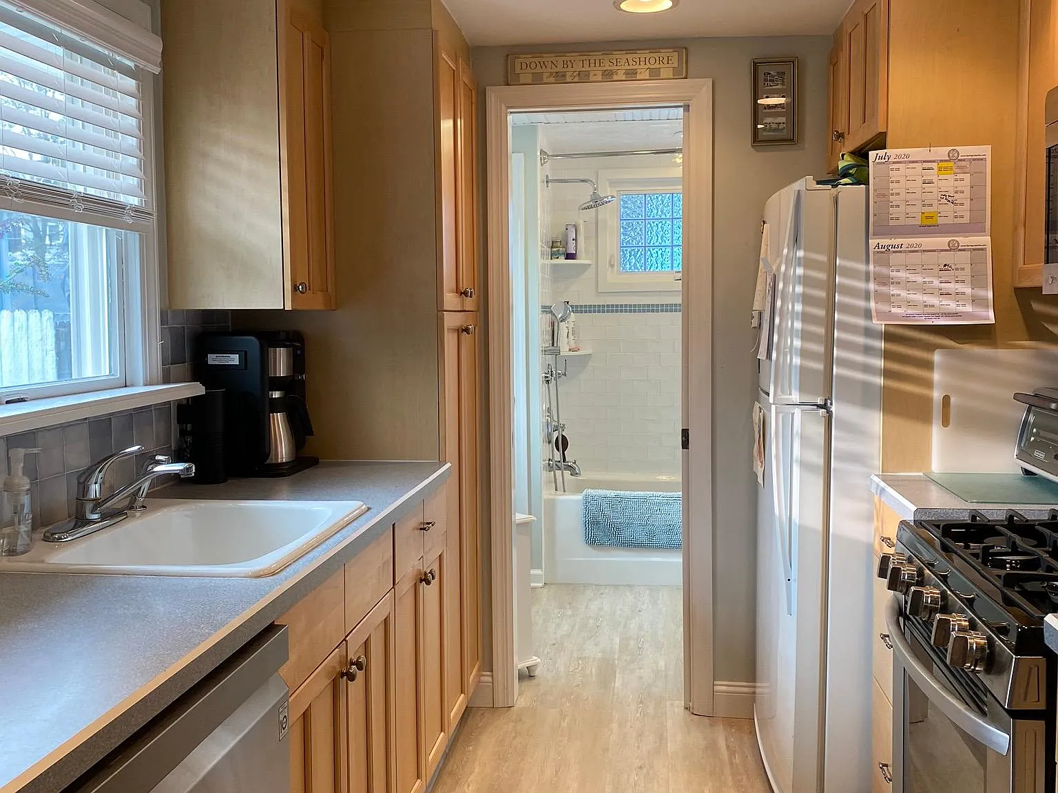 610 Central Ave — Photo 4