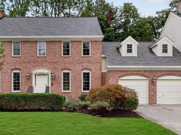 13595 Kensington Pl, Carmel, IN 46032