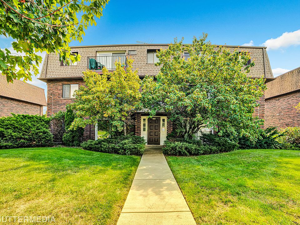 1st image of 1220 Whispering Hills Ct APT 1B