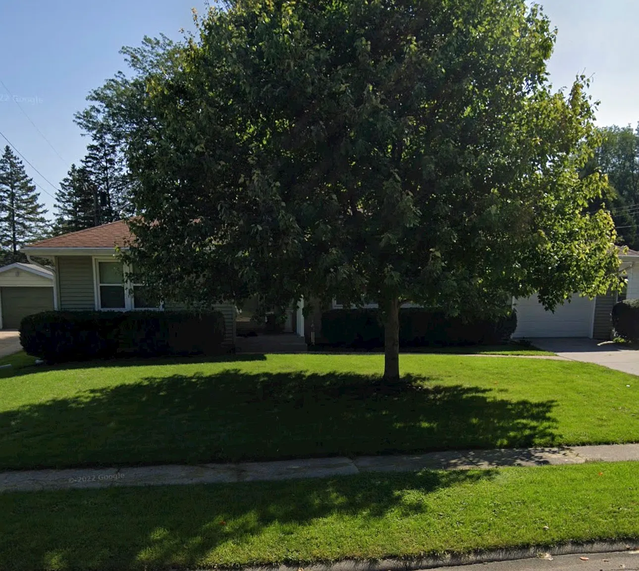 3 bed, 1892 sqft, $1,500 — Photo 2