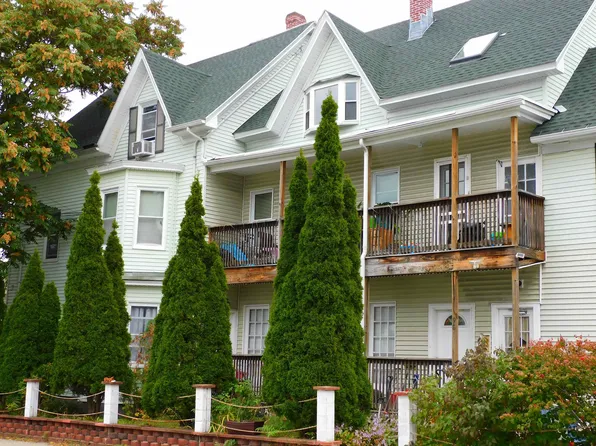 981 Valley Street, Manchester, NH 03103