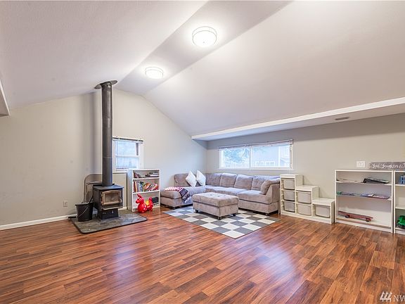 5th image of 2429 S 130th Pl