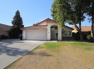 1912 Kelso Peak Ave, Bakersfield, CA 93304