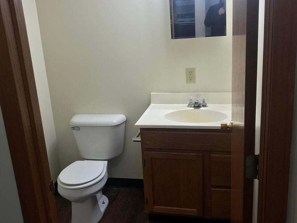 1st image of 378 Rose Ln #A