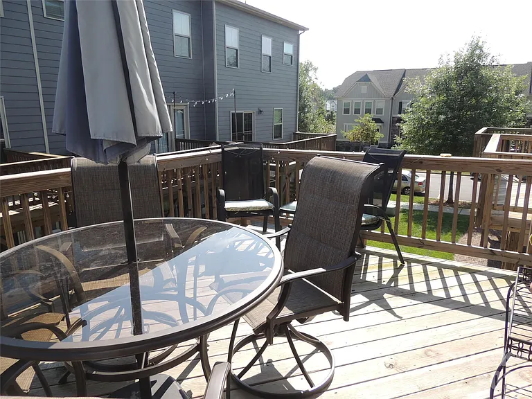1912 Catkin Ln — Photo 19