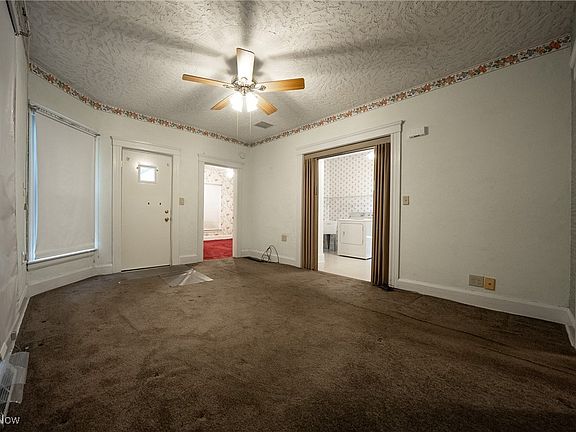 5th image of 113 Lincoln Ct
