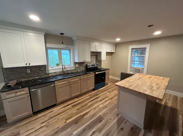 53 Wickham Rd #1, Glastonbury, CT 06033