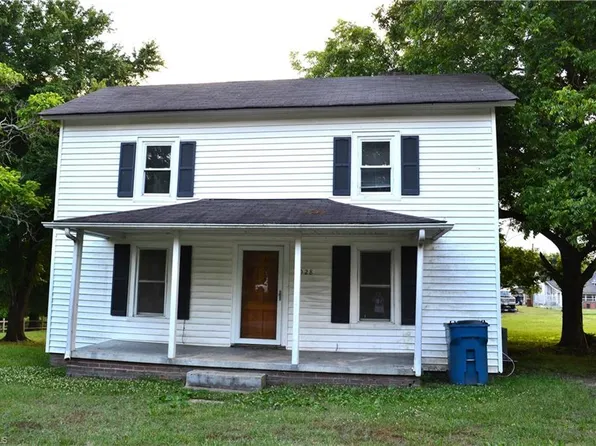 3028 Cherokee Dr, Elon, NC 27244
