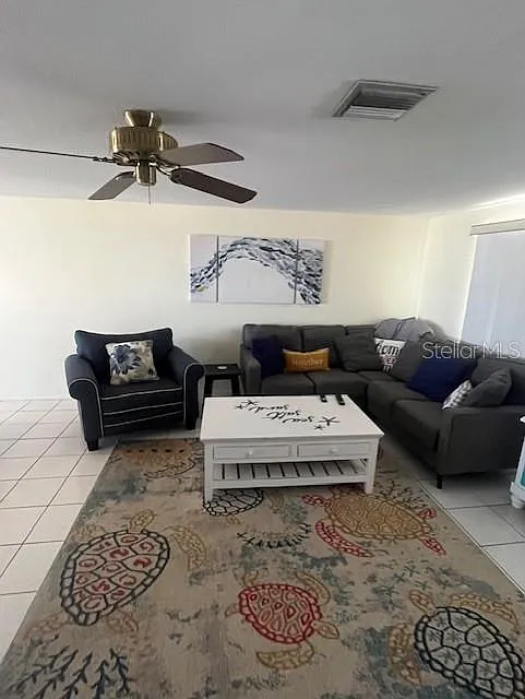 2 bed, 2.0 bath, 1156 sqft, $1,600 — Photo 3