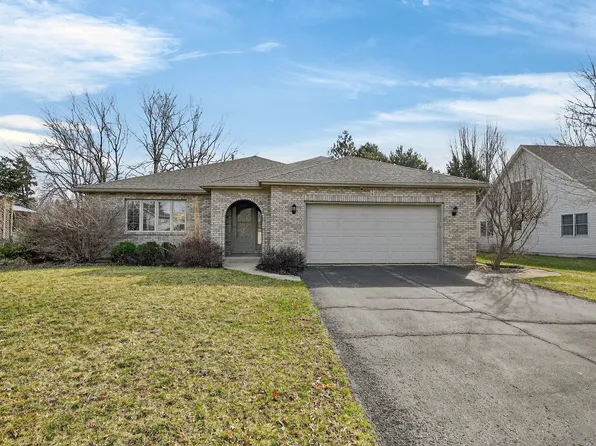 420 Windsor Dr, Oswego, IL 60543