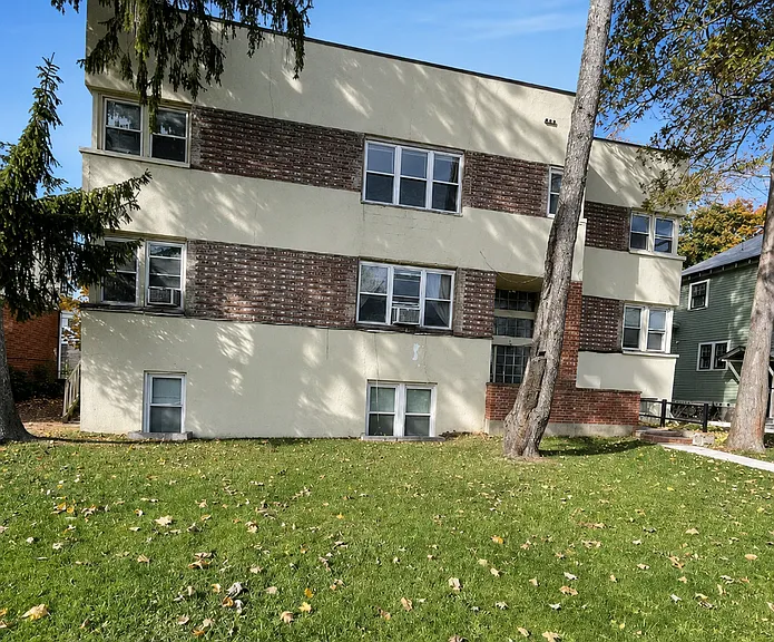 37 W Parkwood St #6 — Photo 15