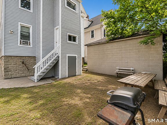 4th image of 1179 Noble Avenue