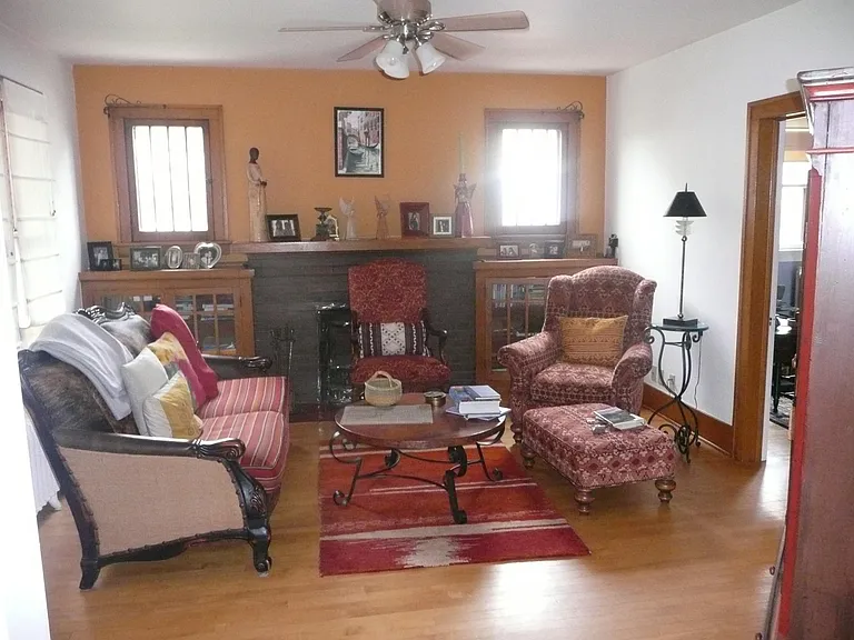 4250 Julian St — Photo 1