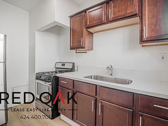 3rd image of 4348 Lockwood Ave APT 3