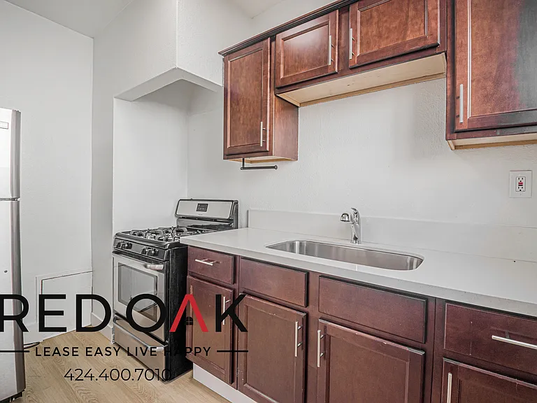 4348 Lockwood Ave #3 — Photo 3
