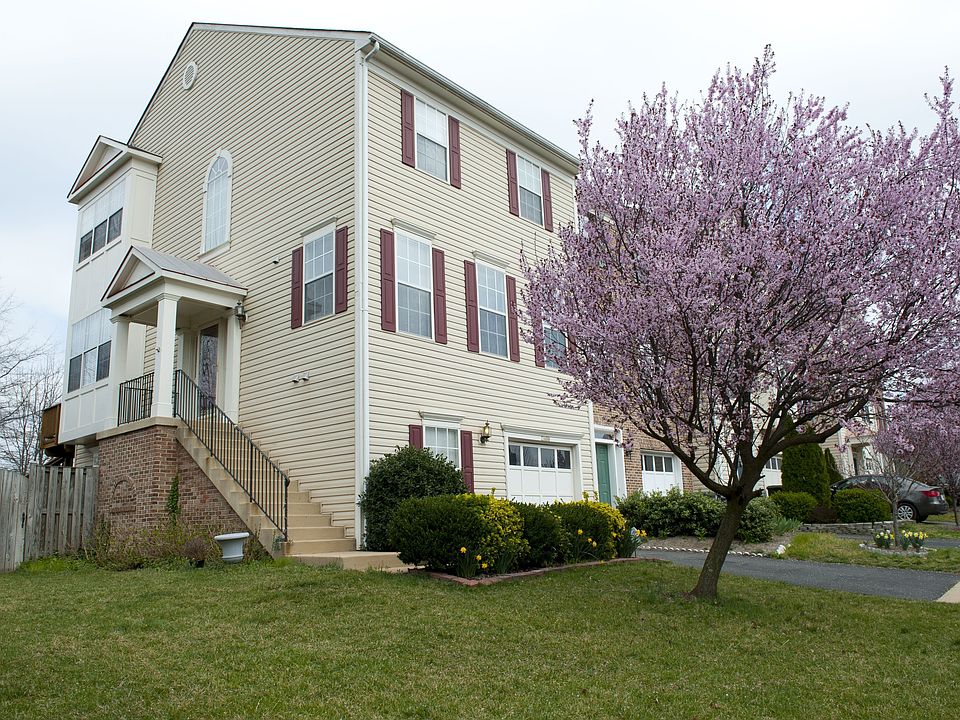 21600 Monmouth Terrace