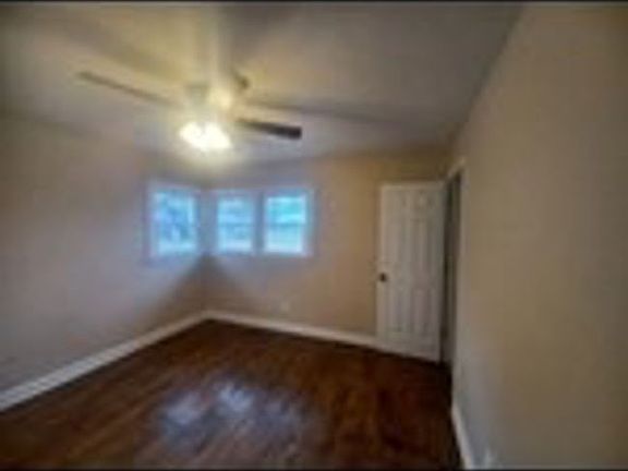 5th image of 1116 1st Ave