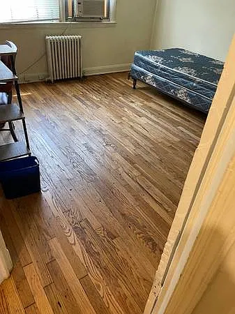 1 bed, 120 sqft, $400 — Photo 2