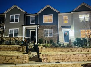 11 Rambler Ln, Durham, NC 27703
