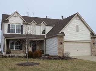 2609 Moutray Ln, North Aurora, IL 60542