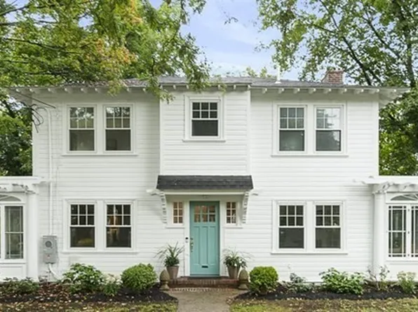 548 California St, Newton, MA 02460