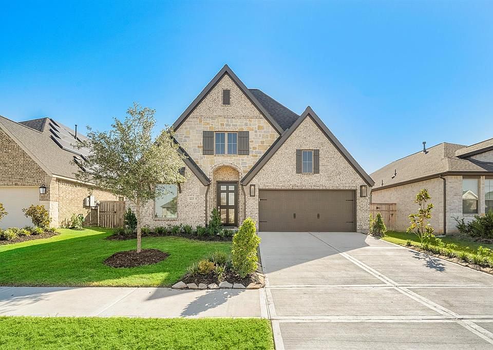 1st image of 4223 Maple Glen Dr