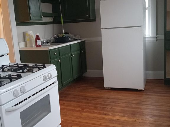 3rd image of 10308 Ignatius Ave
