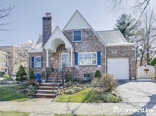 2901 169th St, Flushing, NY 11358