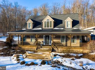 79 New Rd, Elverson, PA 19520