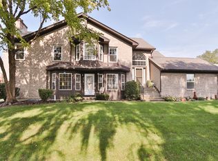 510 Kresswood Dr, McHenry, IL 60050