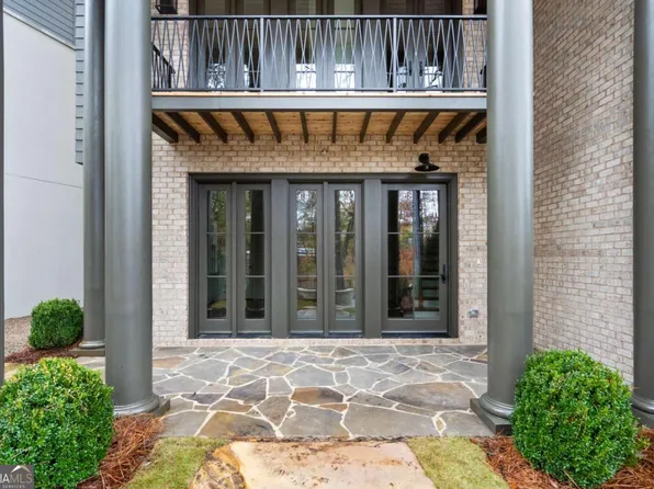 90 Sheridan Dr, Atlanta, GA 30305