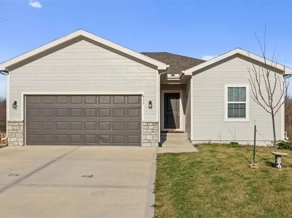 817 Shane Ct, Belton, MO 64012