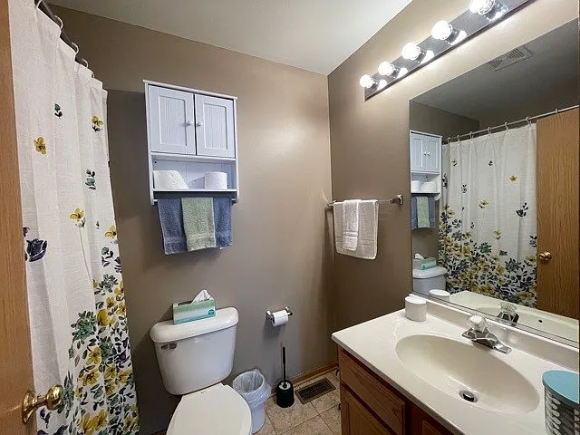 1011 Ellsworth Dr — Photo 7