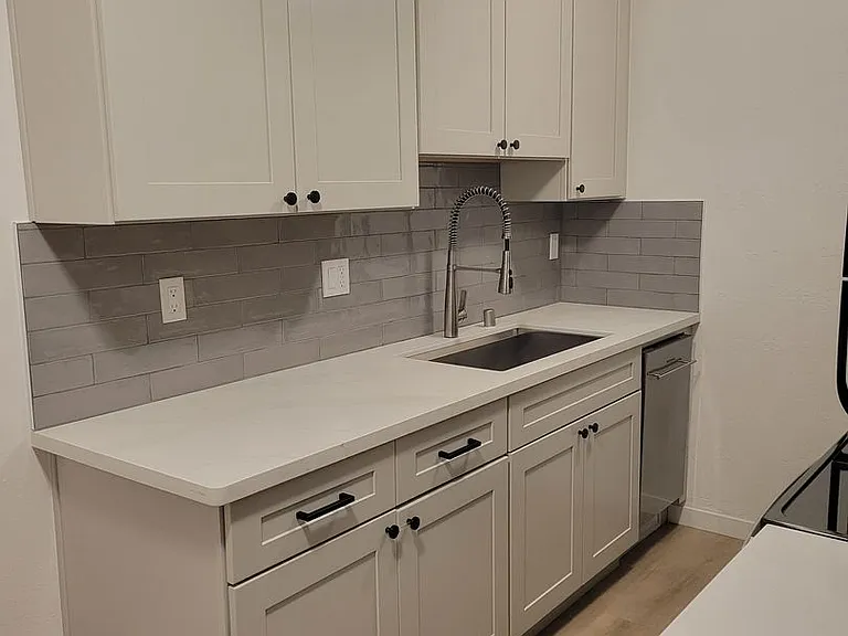 50 Foster St — Photo 3