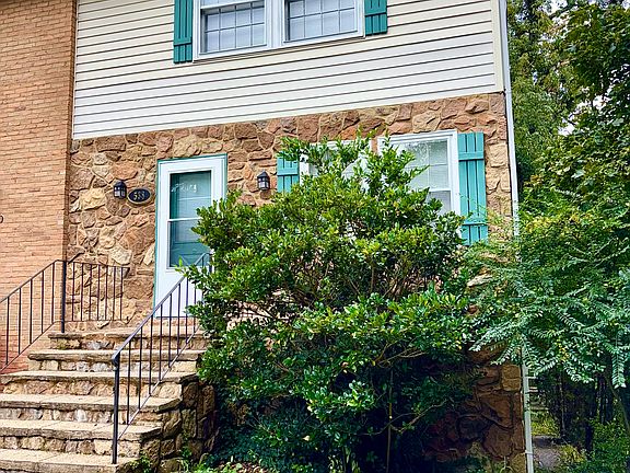 2nd image of 538 Westminister Ln