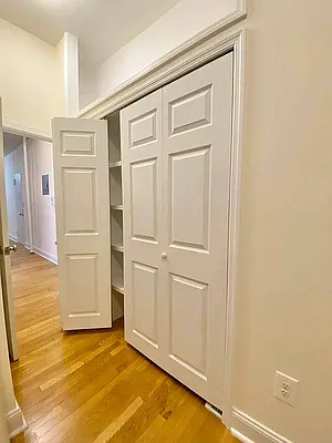 Rented by Waverly Realty Associates | media 7
