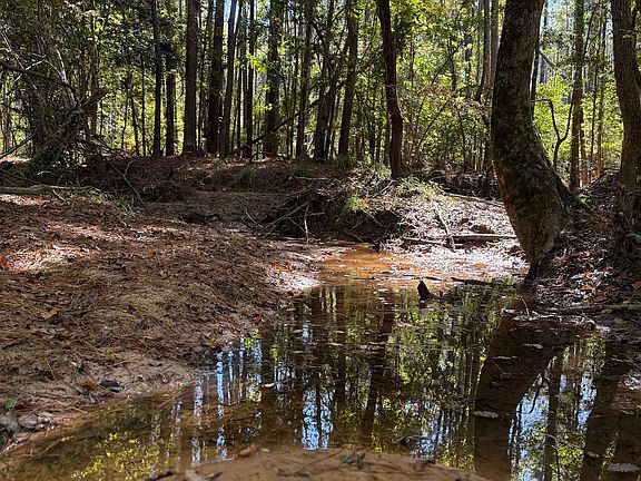 5th image of 781 Sand Country Rd